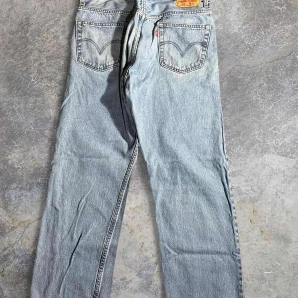 Y2K Levi's 505 light wash straight leg jeans